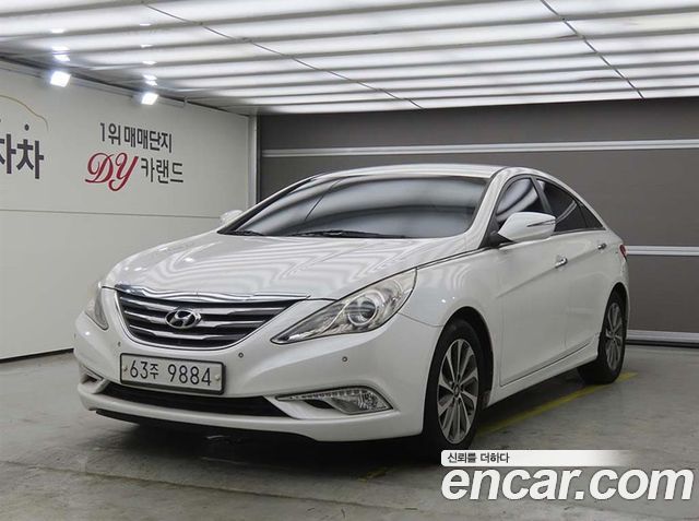 Hyundai Sonata — exterior