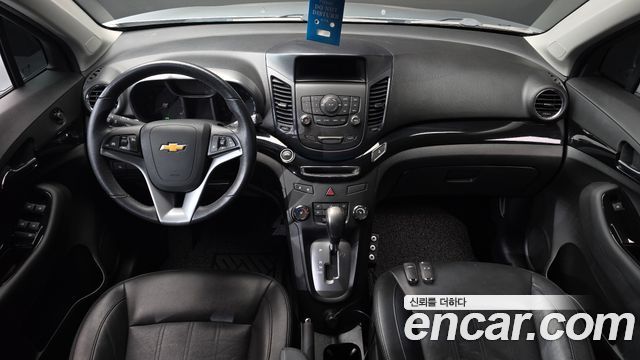 Chevrolet Korea Orlando — interior
