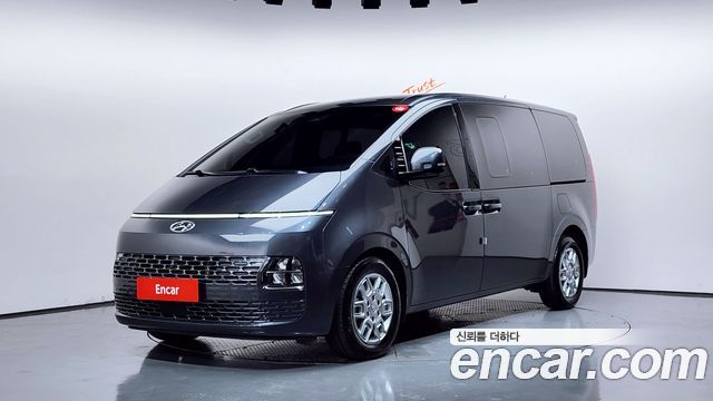 Hyundai Staria