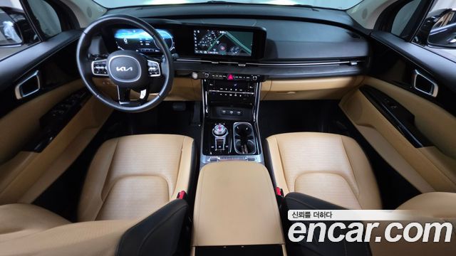 Kia Carnival — interior