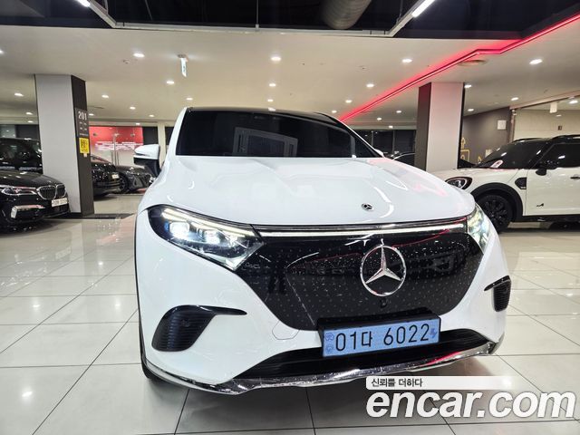 Mercedes-Benz EQS — exterior