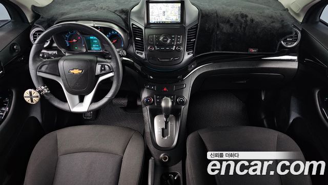 Chevrolet Korea Orlando — interior
