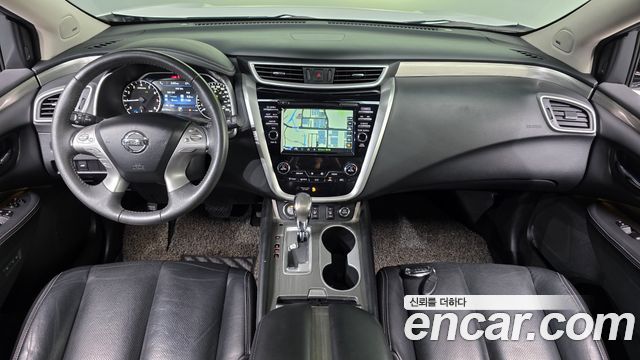 Nissan Murano — interior