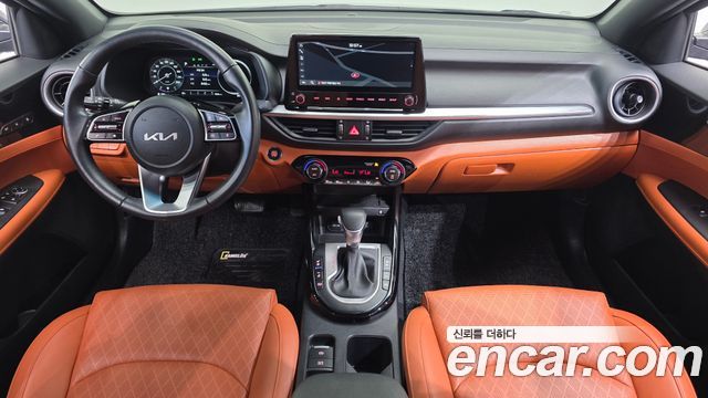 Kia K3 — interior