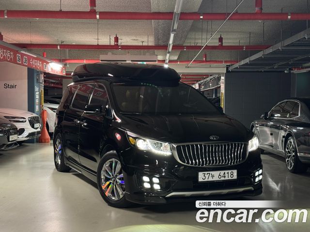 Kia Carnival — exterior