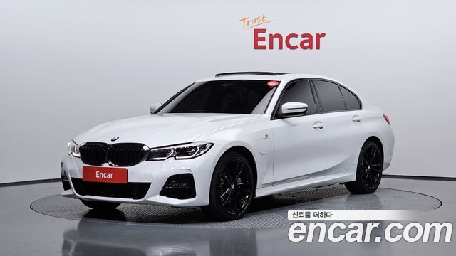BMW 3 Series — exterior