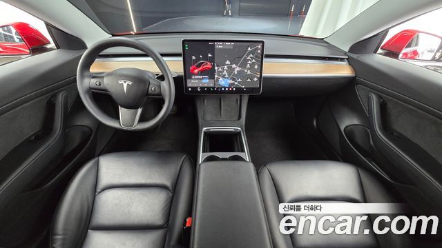Tesla Model 3 — interior