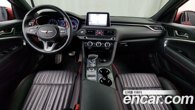 Genesis G70 — interior