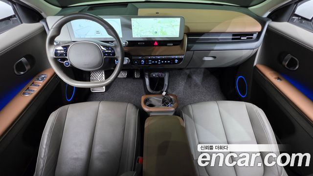 Hyundai IONIQ 5 — interior