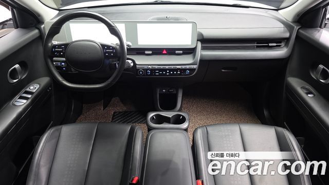 Hyundai IONIQ 5 — interior