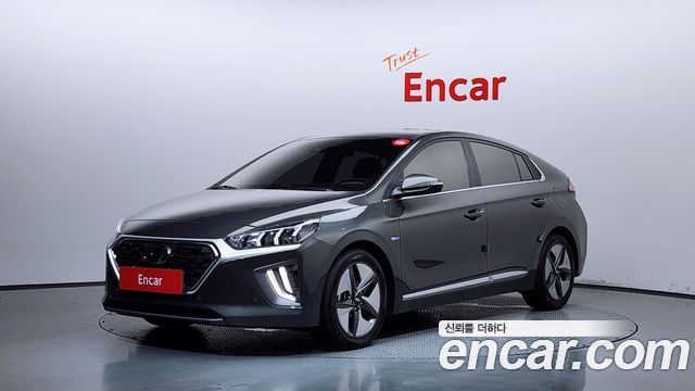 Hyundai Ioniq — exterior