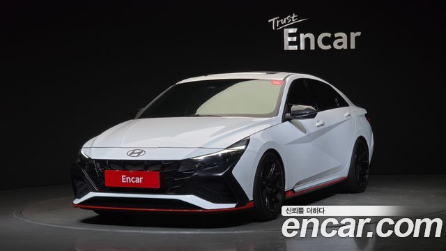 Hyundai Avante — exterior