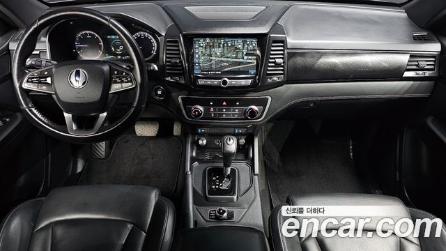 KG Mobility Rexton — interior