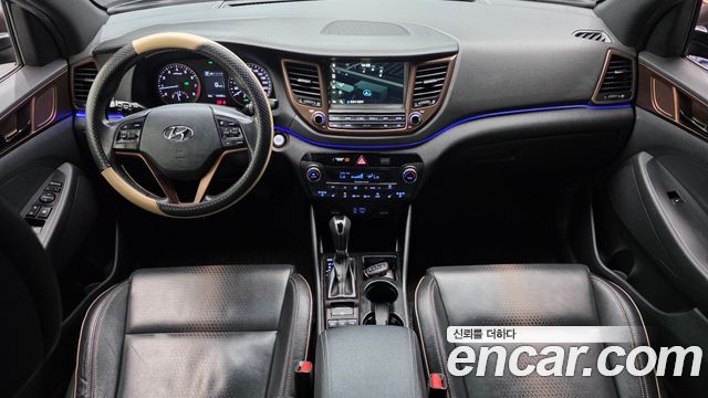 Hyundai Tucson — interior