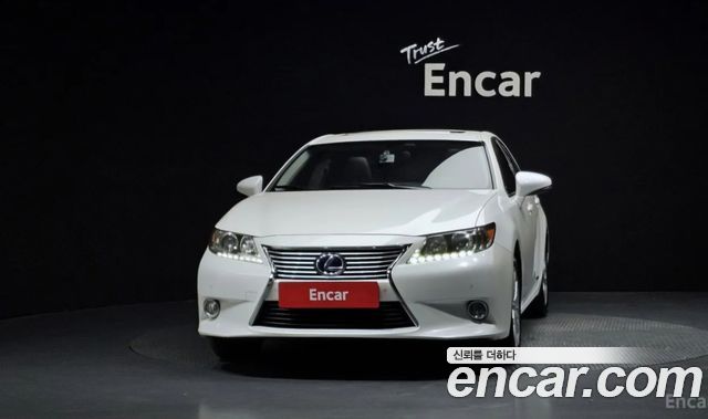 Lexus ES — exterior