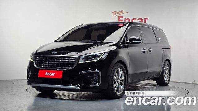 Kia Carnival — exterior