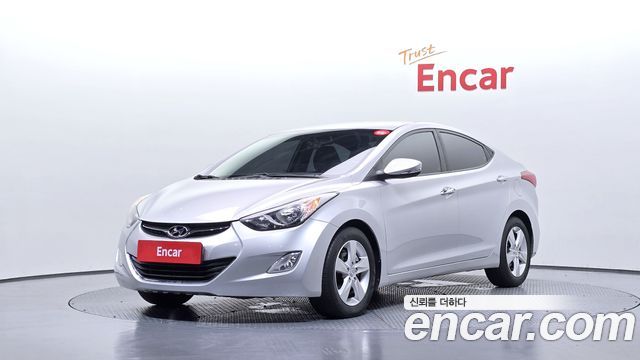 Hyundai Avante — exterior