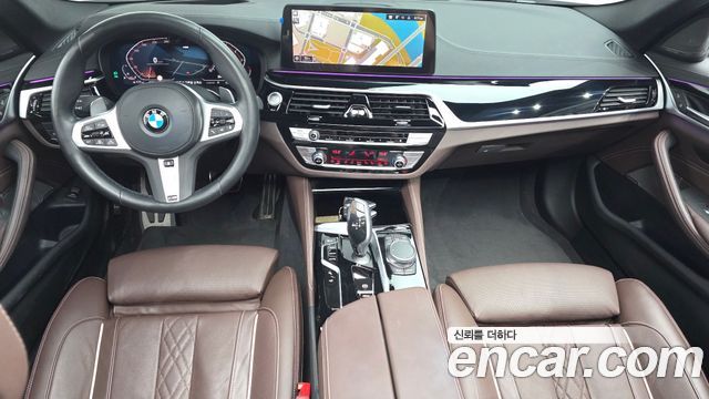 BMW 5 Series — interior