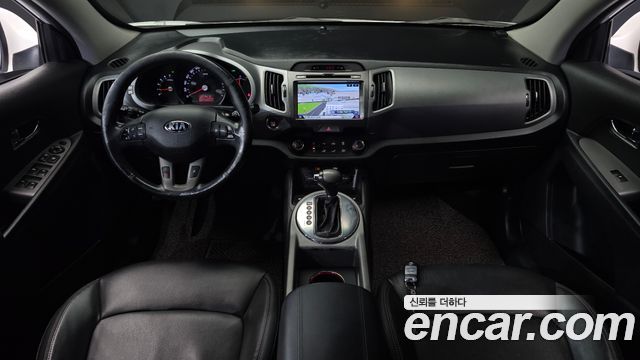 Kia Sportage — interior