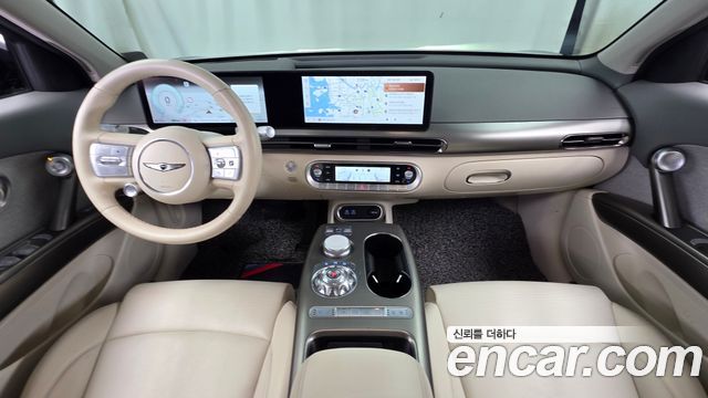 Genesis GV60 — interior