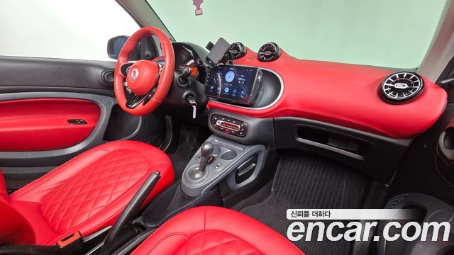 Smart ForTwo — interior