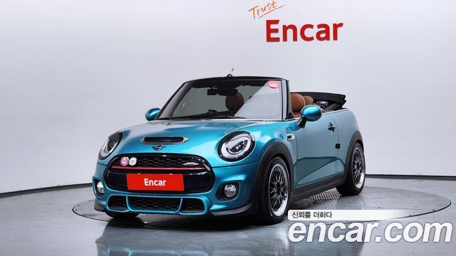 MINI Cooper Convertible