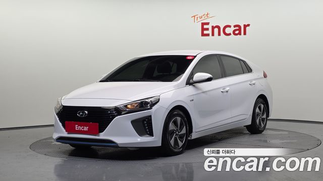 Hyundai Ioniq — exterior