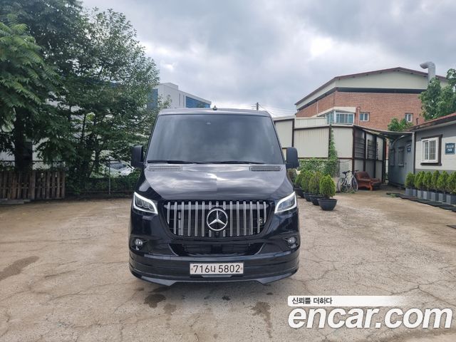 Mercedes-Benz Sprinter — exterior