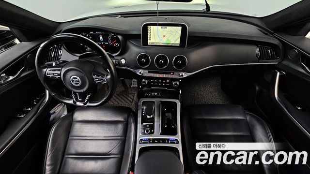 Kia Stinger — interior