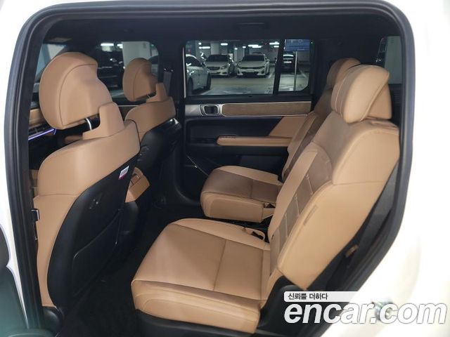 Hyundai Santa Fe — interior