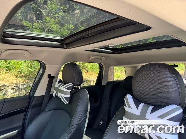 MINI Countryman — interior