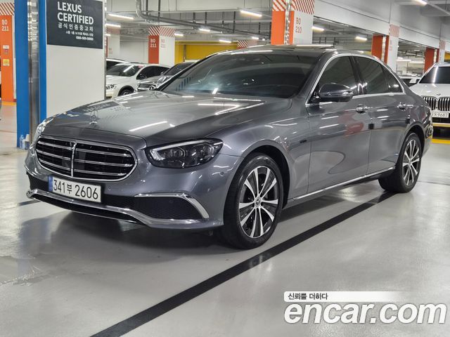 Mercedes-Benz E-Class — exterior