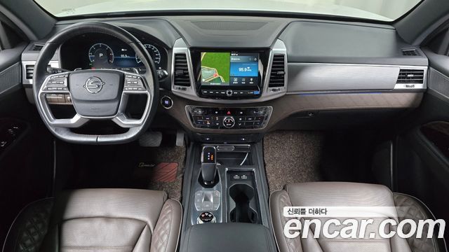 KG Mobility Rexton — interior