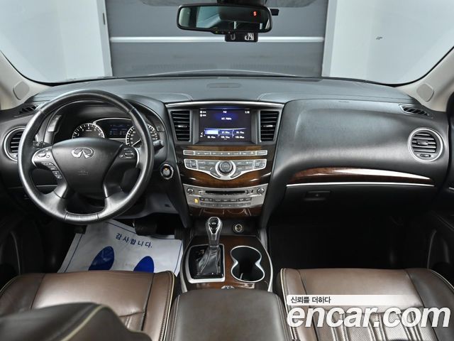 Infiniti QX60 — interior