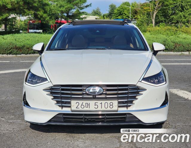 Hyundai Sonata — exterior