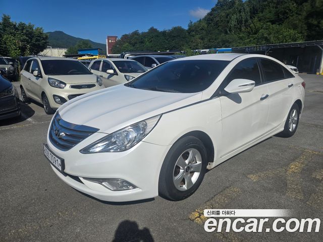 Hyundai Sonata — exterior