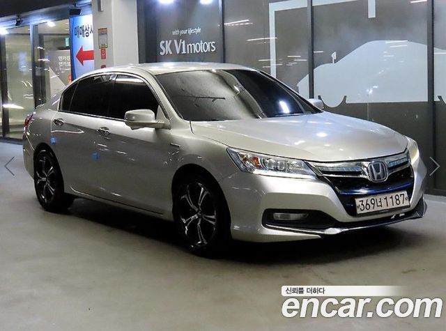 Honda Accord — exterior