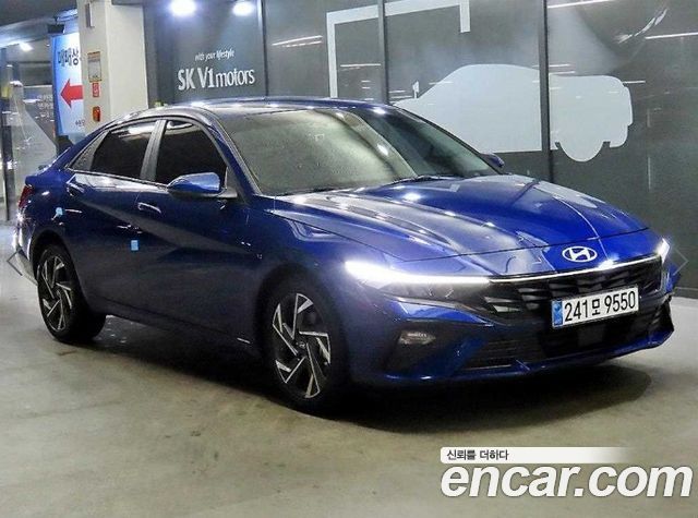 Hyundai Avante — exterior