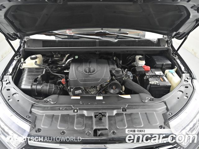 KG Mobility Korando — interior