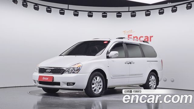 Kia Carnival — exterior