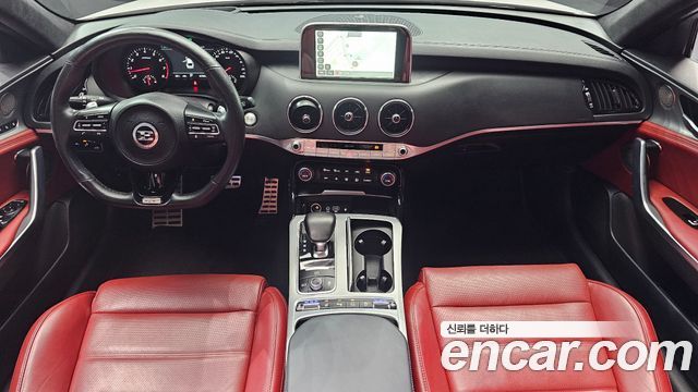 Kia Stinger — interior