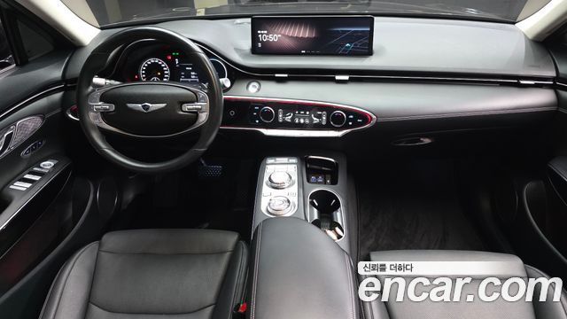 Genesis GV70 — interior