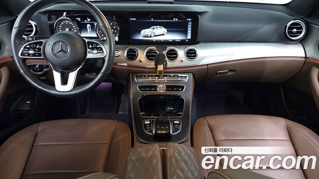 Mercedes-Benz E-Class — interior