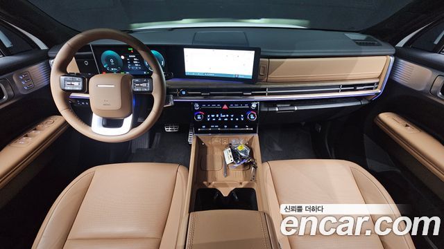 Hyundai Santa Fe — interior