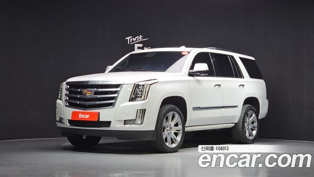 Cadillac Escalade — exterior