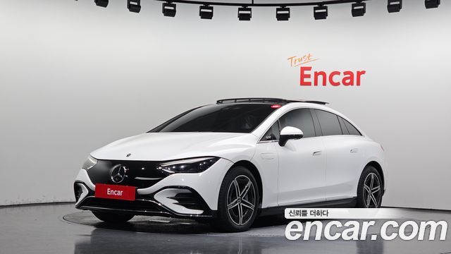Mercedes-Benz EQE — exterior
