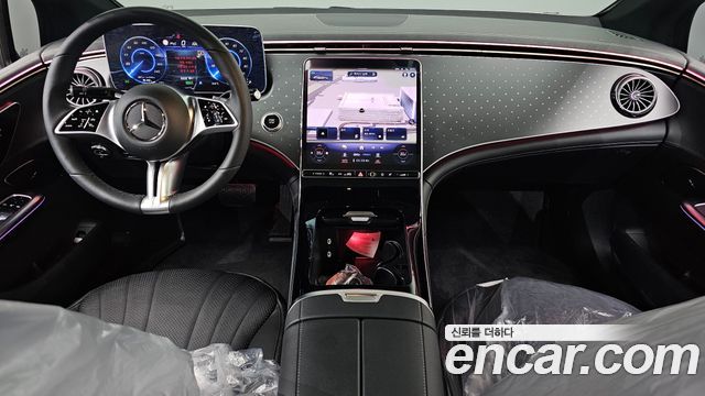 Mercedes-Benz EQE — interior