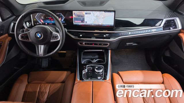 BMW X5 — interior