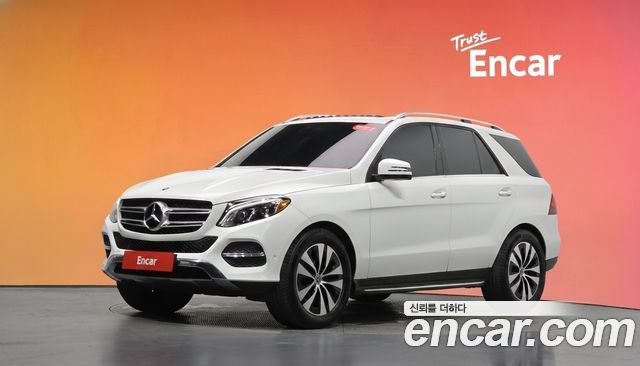 Mercedes-Benz GLE-Class — exterior