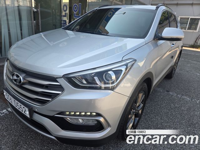 Hyundai Santa Fe — exterior
